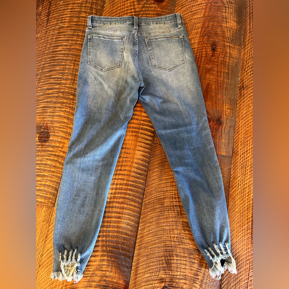 Insane One High Rise Distressed Jeans Size 11 - Picture 7 of 9